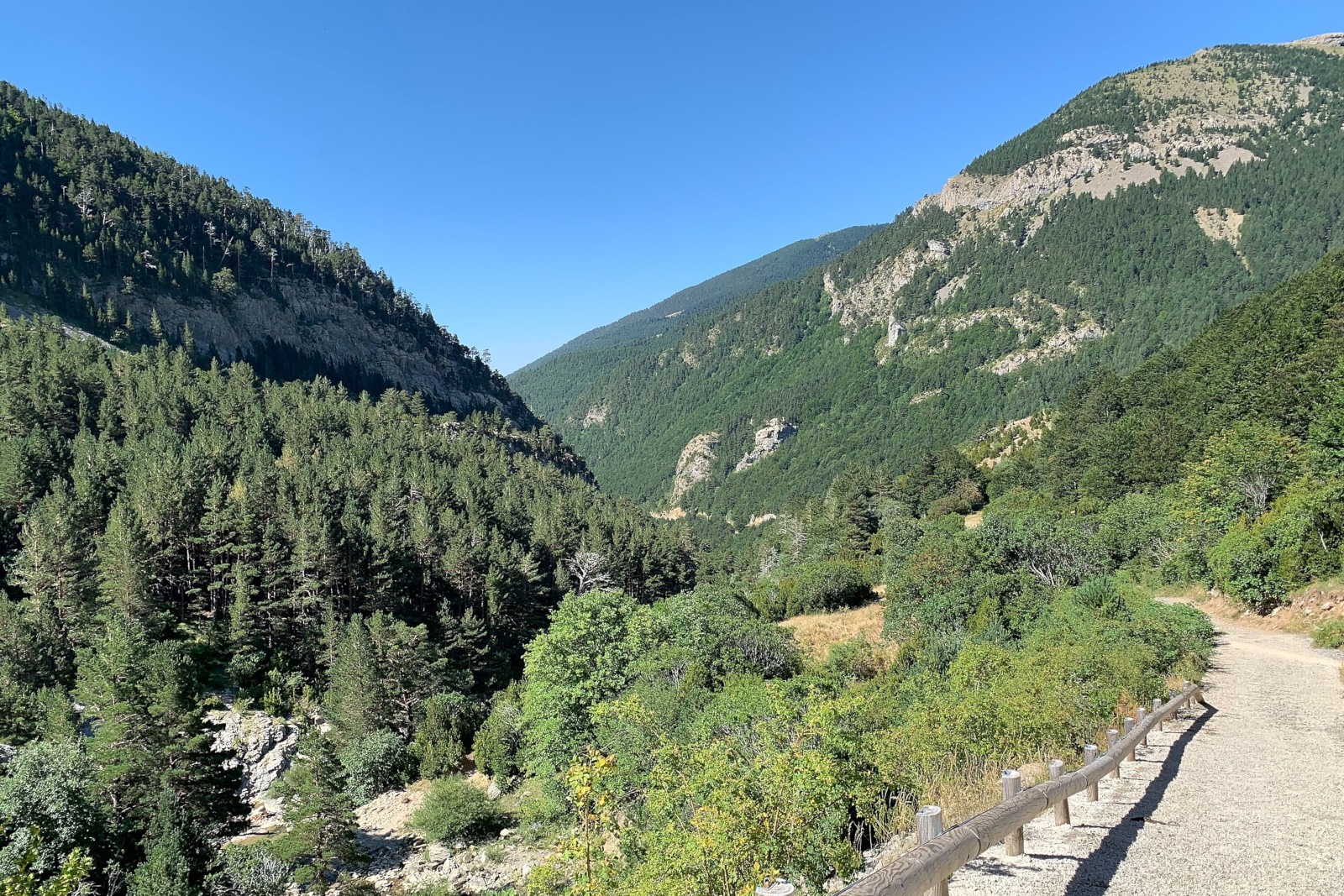 El Pirineo bajo presión El Pirineo bajo presión
